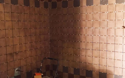 CommercialTileWallInRestroom2